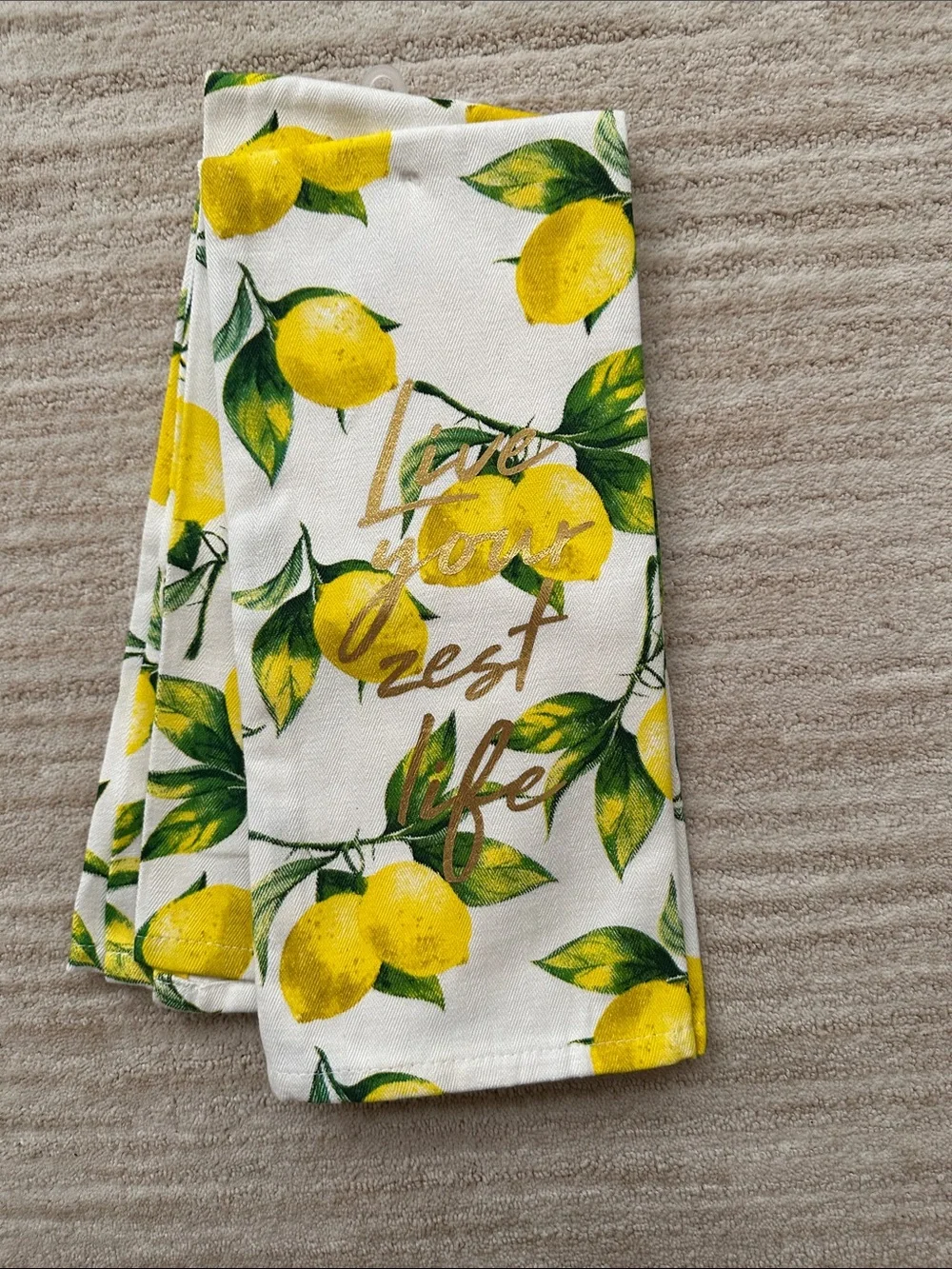 NWOT Set of 2 Kitchen Towels by 8 Oak Lane “Live Your Zest Life” Lemons 28”x18”